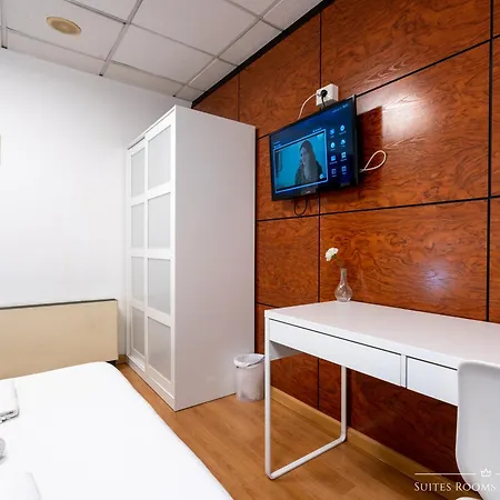 Penzion Suites Rooms Valencia 2*
