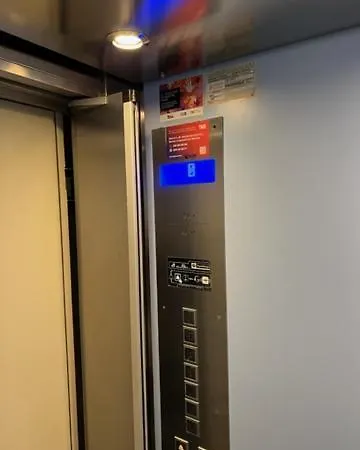 Calle Mora De Rubielos With Free Private Underground Parking Apartment