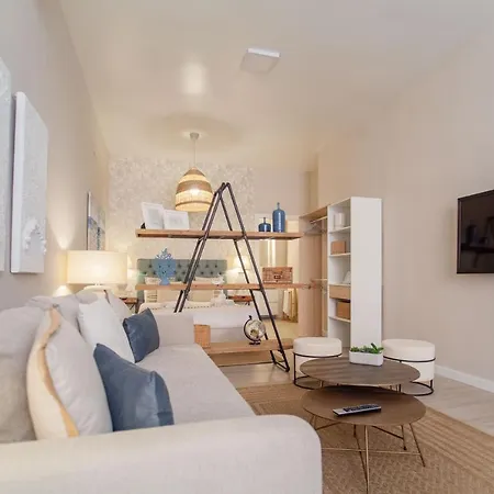 Md Patacona Mid-term Apartment