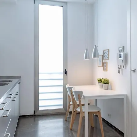 Apartamento Magnifico Nuevo Atico Exterior Con Terraza Y Valência