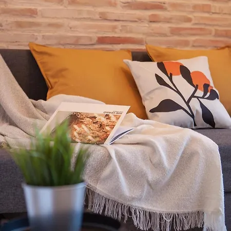 Nc - Design Loft Steps From Of Arts & Sciences