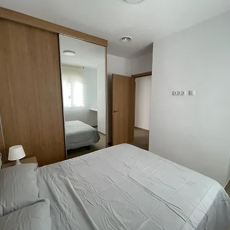 Malvarrosa 5px 2bth 5 Min Beach. Wifi. Valensiya