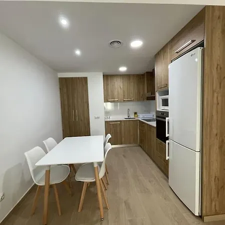 Apartment Malvarrosa 5px 2bth 5 Min Beach. Wifi. Valencia