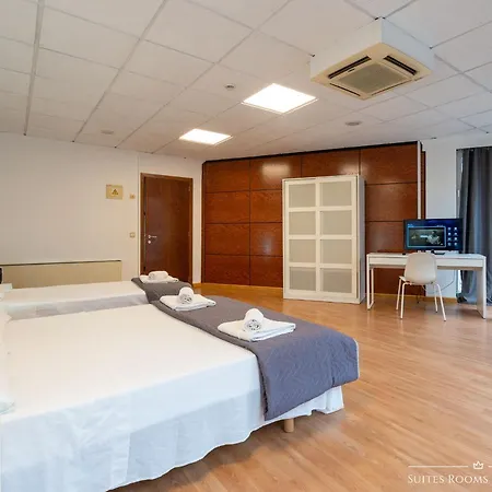 Penzion Suites Rooms Valencia 2*