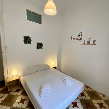 Ruzafa Vibes Apartmán *