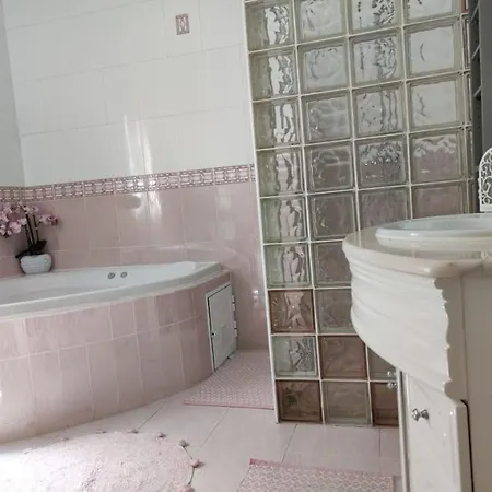 בית כפרי Chateau Angelique ולנסיה