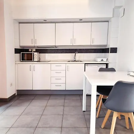 Flats Friends Tetuan ולנסיה