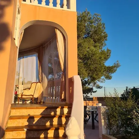 Chateau Angelique Landhuis Valencia