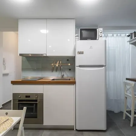 Apartamento Cerca Del Mar, Del Puerto Y Del Centro Apartment *