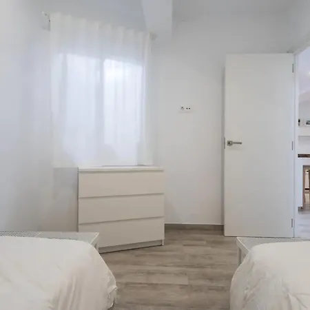 Apartamento Cerca Del Mar, Del Puerto Y Del Centro * Walencja