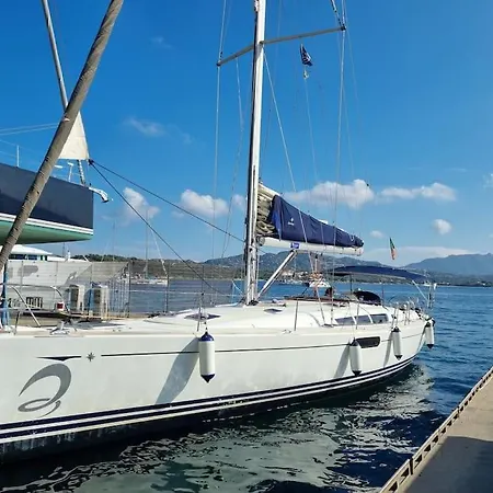 Botel Velero Monia Valencia