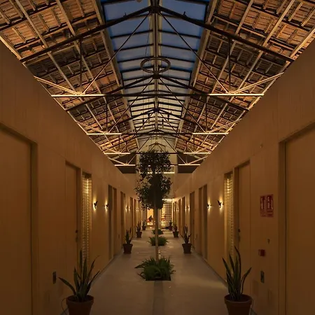 Hotel Mythic 3*