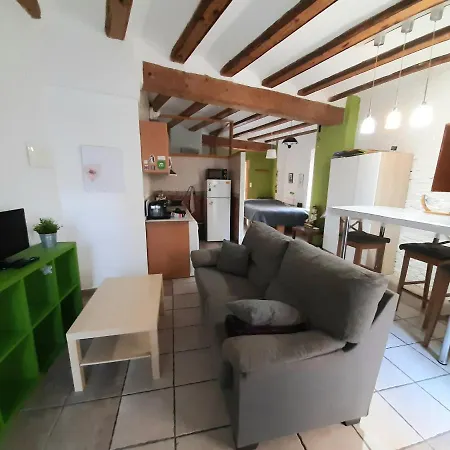 Vivienda / Planta Baja En El Carmen *