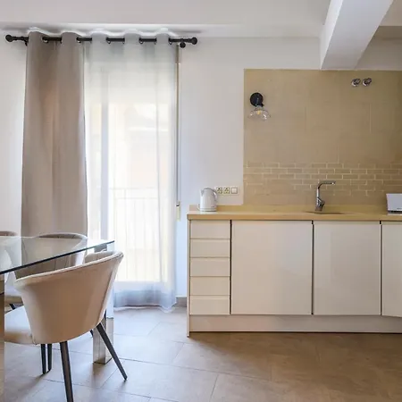 Appartement Md Balmes Market Mid Term