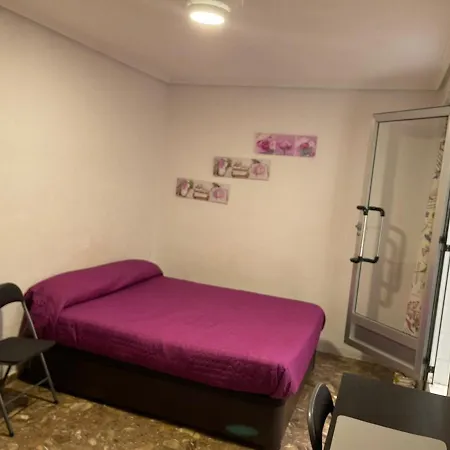 Alquiler Universidades Malvarrosa Playa Maritim Solo Familias Con Ninos فالنسيا