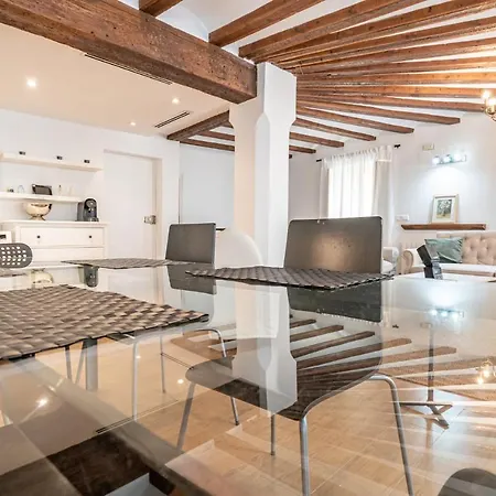 Apartamento Duplex Mercado