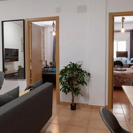 Luxury Artistic Digital Nomad 2 Bedroom W/terrace Daire