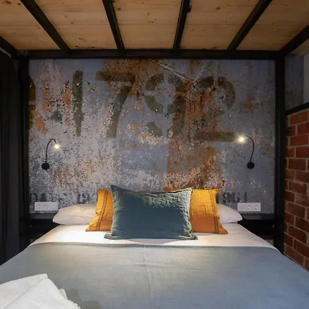 Loft Con Caracter En Valencia. アパート バレンシア