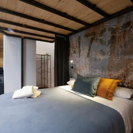 Loft Con Caracter En Valencia. アパート バレンシア