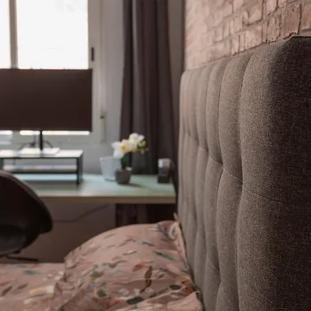 Apartamento Artsy Large Getaway - 2 Bedroom W Huge Patio - Great For Families And Digital Nomads