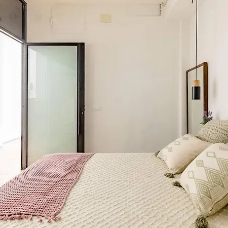 Апартаменты Cozy Loft Patio+pool +wifi