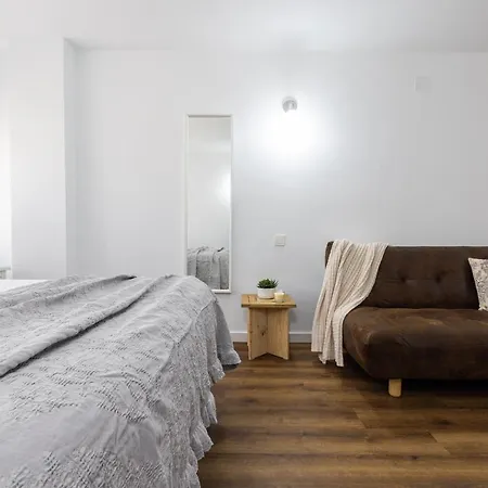 Florit Flats - The Apolo Валенсия