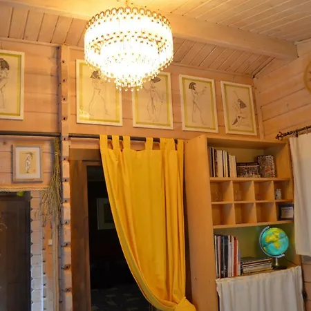 The Fool & The Princess Wooden House 1 *