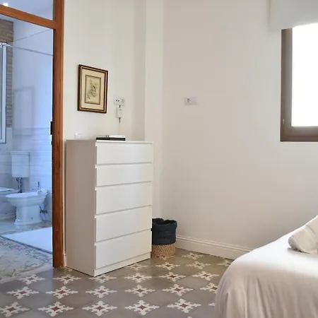 Gran Cerca De Ruzafa *