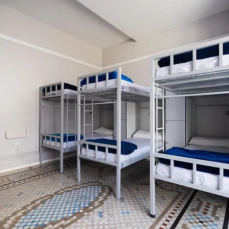 Purple Nest * Βαλένθια