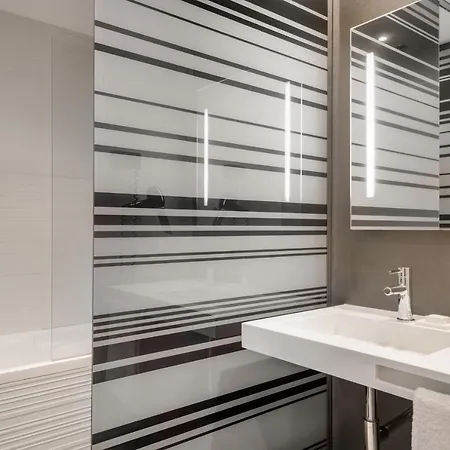 Hotel Sh Colon Valence