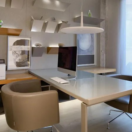 Sh Colon Hotel Valence