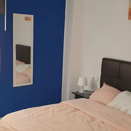 Apartment Ciudad De Ciencias 3 *