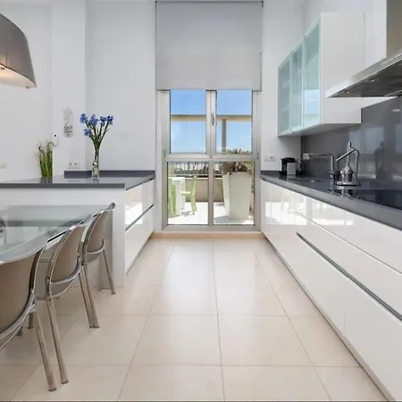 Luxury Sea View With 2 Appartamento *