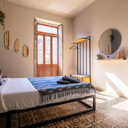 Alojamento de Acomodação e Pequeno-almoço Bird House 3*