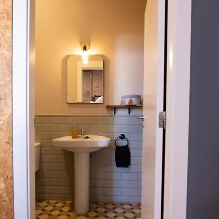 Bird House Bed & Breakfast Valencie