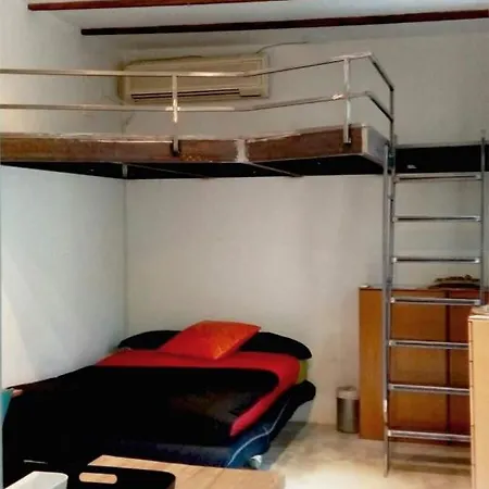 Casita Artista En Edificio Barrio Ruzafa Apartamento