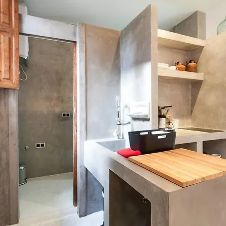 Casita Artista En Edificio Barrio Ruzafa *