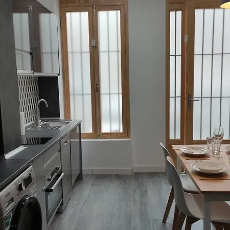 Apartment Apartmentsuitespain Playa - Universidades *