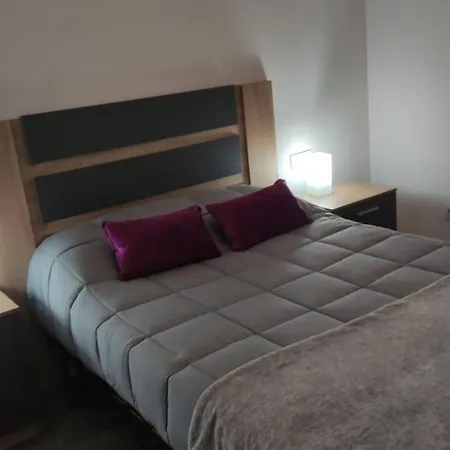 Apartmentsuitespain Playa - Universidades Apartment