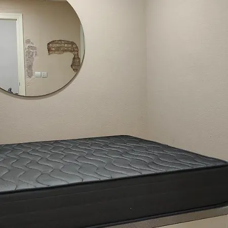 Turia Y Ciencias Apartamento *