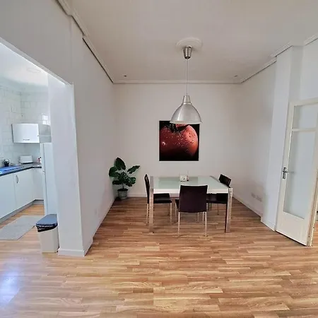 Апартаменты Views 2 Bedroom Loft