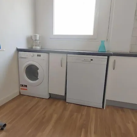 Views 2 Bedroom Loft *