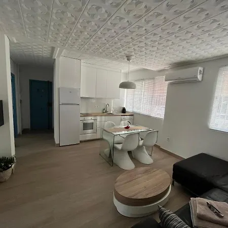 Modernized 3-bedroom Flat 500m To The