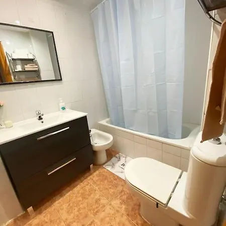 In Spacious Flat In Apartament
