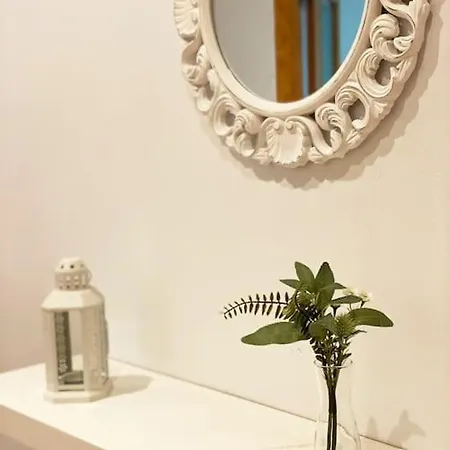 In Spacious Flat In *
