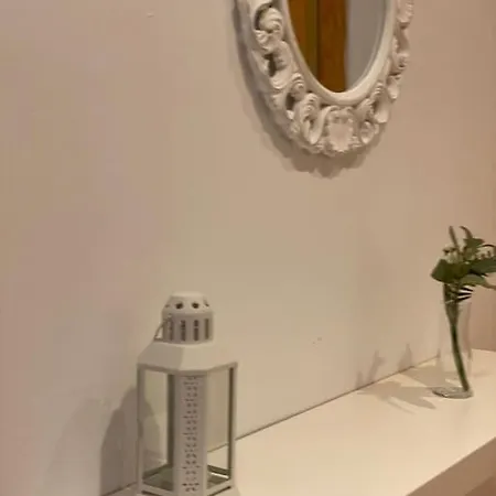 In Spacious Flat In Valencia