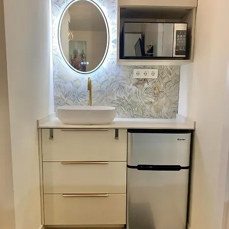 Small Private In Heart Of - Rusafa * Valência