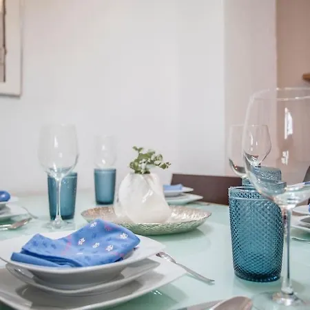 Precioso Piso Moderno: Terraza, A/c, Netflix, Wifi *