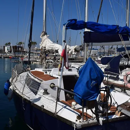 Båthotell Velero En Puerto De - E&m Boats Valencia