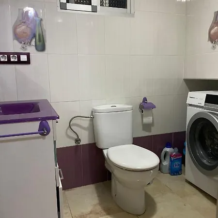 Cerca Al Puerto Shared *